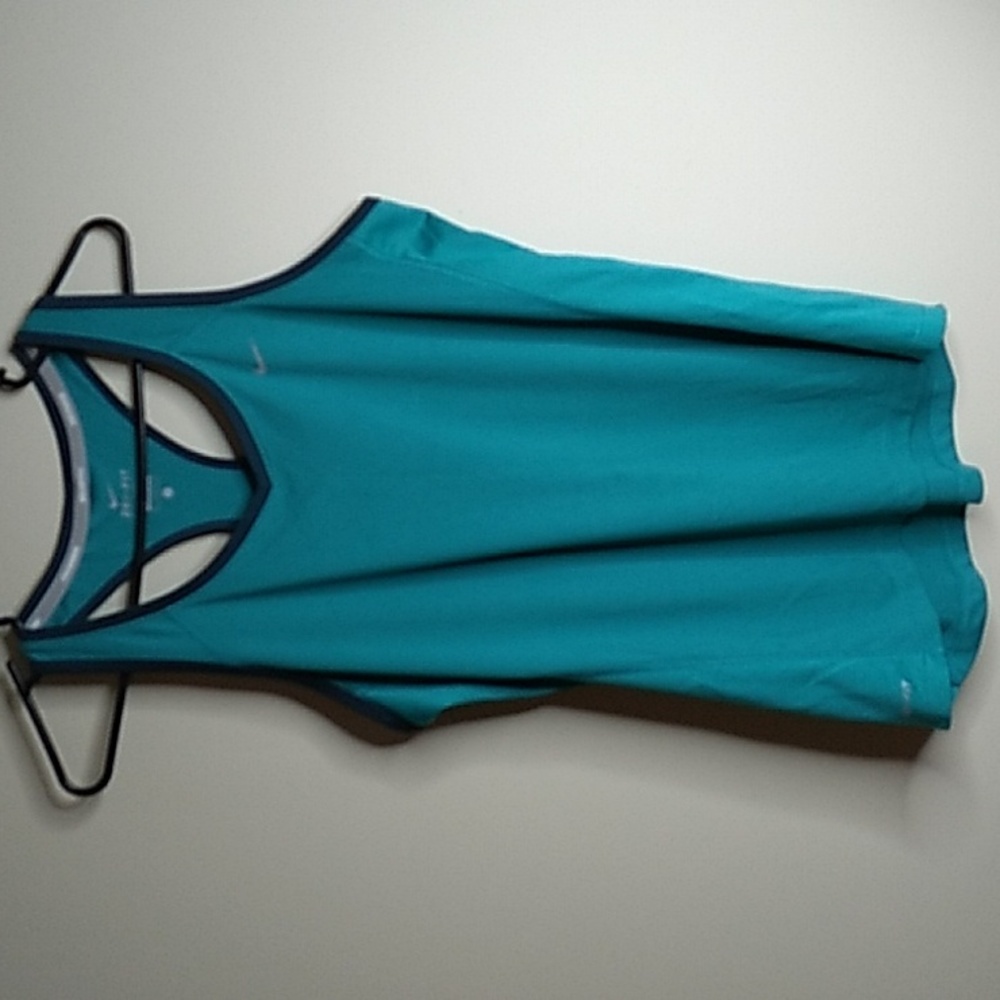 Nike Dri Fit size Large Women's Racerback Top Tank